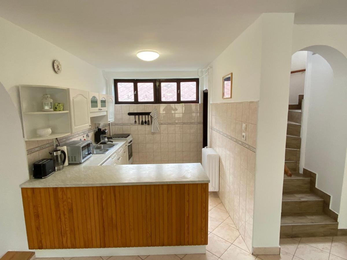 Szomszed Haz Apartment Keszthely Ngoại thất bức ảnh